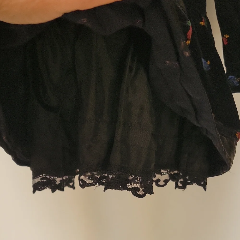 Holiday Black Velvet Velour Floral Lace Trim Kids Dress Long Puffy Sleeves Italy